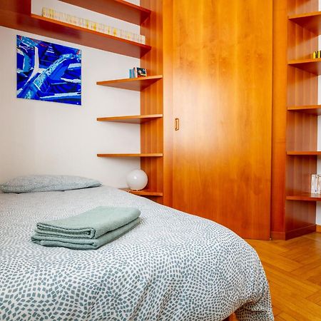 Attico Con Terrazzo Navigli Bocconi - Navigliapartments Milán Exterior foto