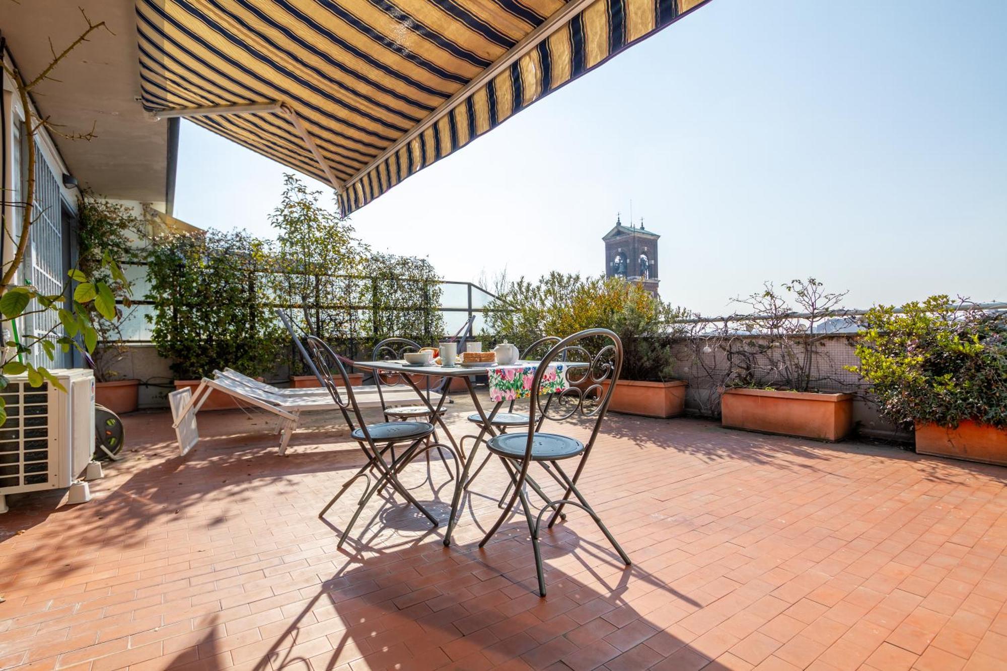 Attico Con Terrazzo Navigli Bocconi - Navigliapartments Milán Exterior foto