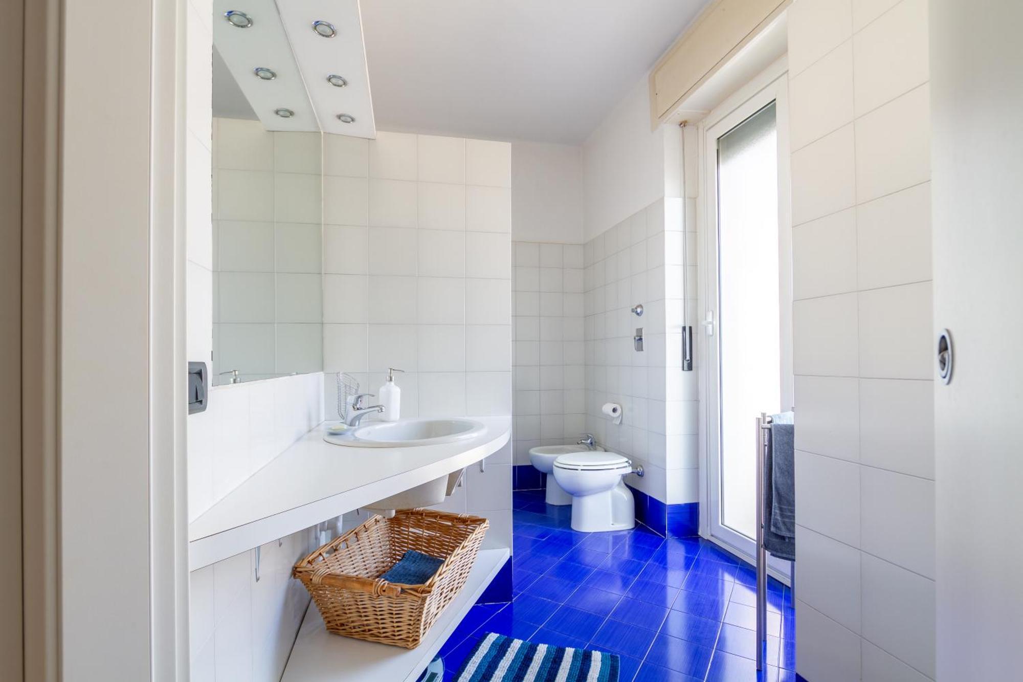 Attico Con Terrazzo Navigli Bocconi - Navigliapartments Milán Exterior foto